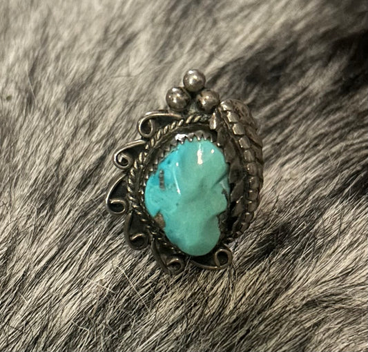 Vibrant turquoise old pawn size 6.5 ring