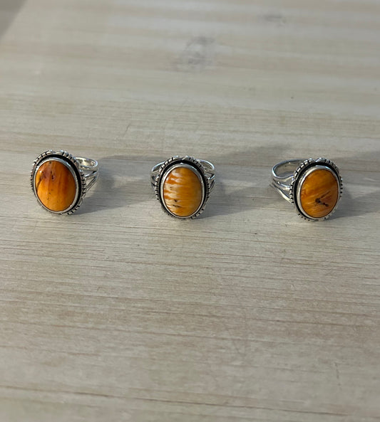 Oval orange spiny oyster Ring