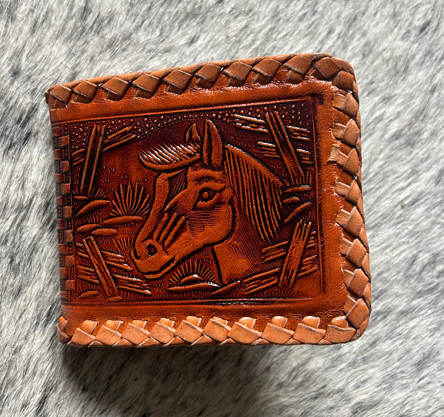 Men’s Horse & Saddle Tooled Wallet